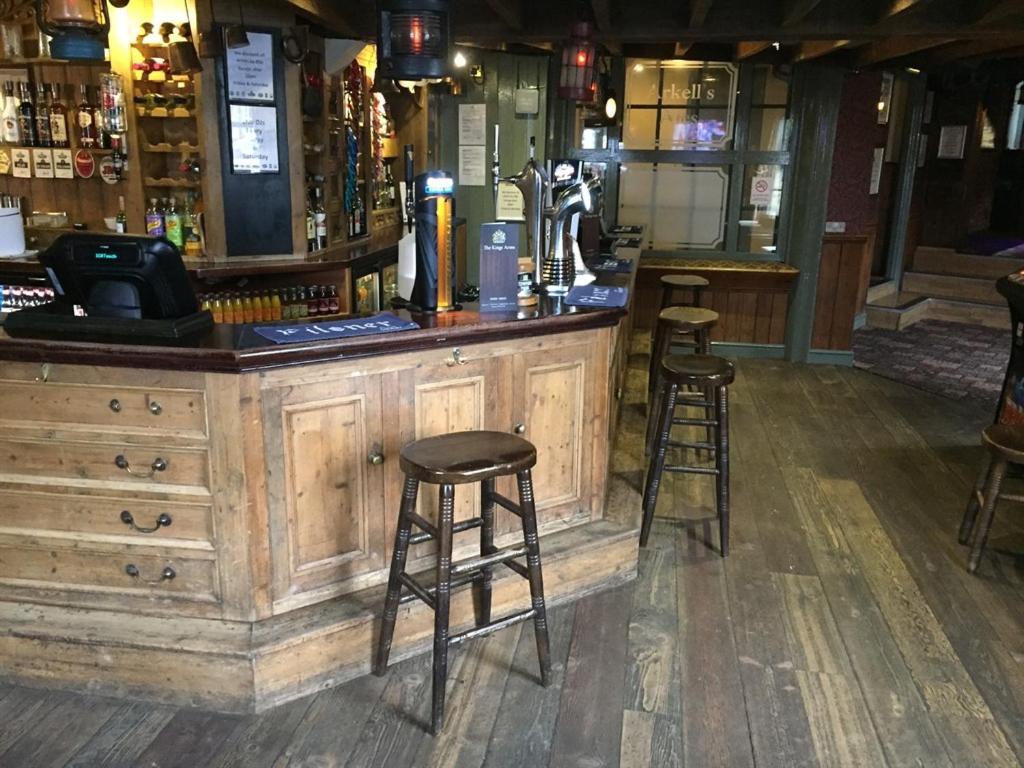 The Kings Arms Hotel Chipping Norton Exterior foto